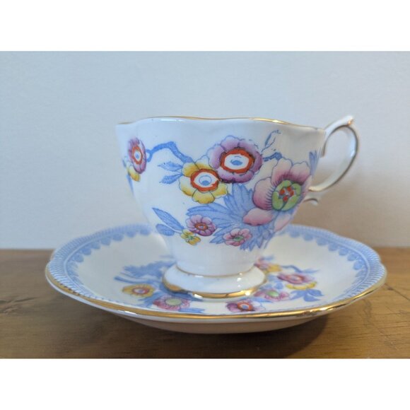 Royal Albert Bone China Tea Cup Saucer England Floral Pattern Vintage - Picture 9 of 16